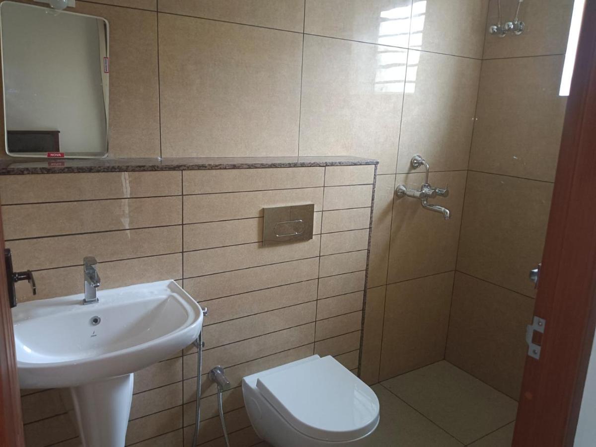 Lux Serviced Apartments Kochi Exterior photo